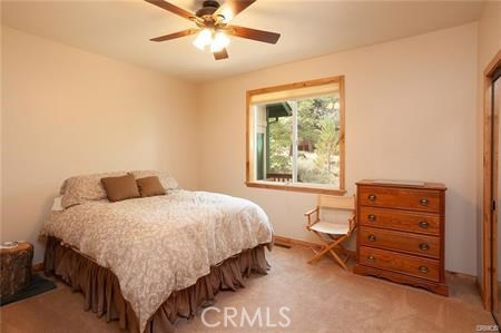 1186 Alameda Ct, Big Bear CA: https://media.crmls.org/medias/39068d65-dc31-4daf-8c9d-6b8b05d52240.jpg