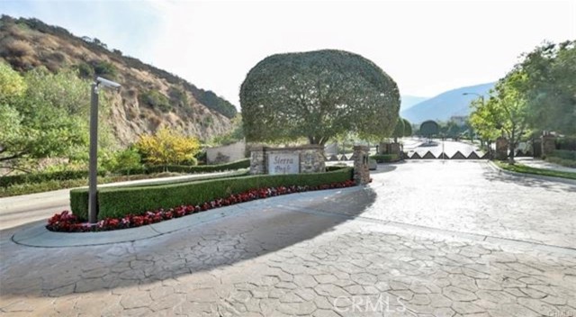 3867 Elderberry Circle, Corona CA: https://media.crmls.org/medias/3906b87c-bd78-4454-a34b-1794b950aff0.jpg