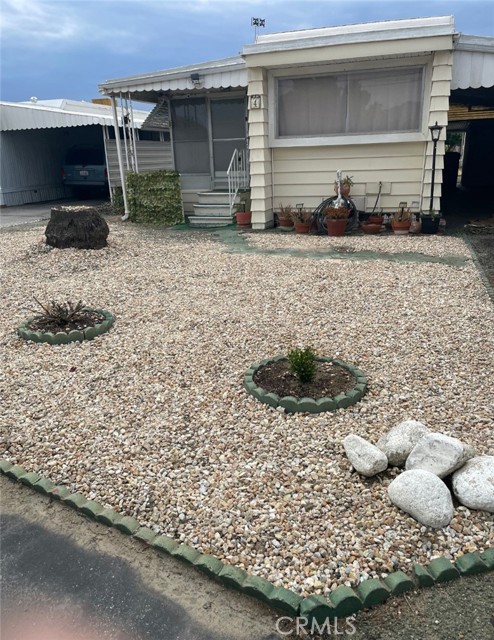 44725 E. Florida Avenue, Hemet CA: https://media.crmls.org/medias/390710fa-ccb3-46e4-ae26-9c934aaddc8d.jpg