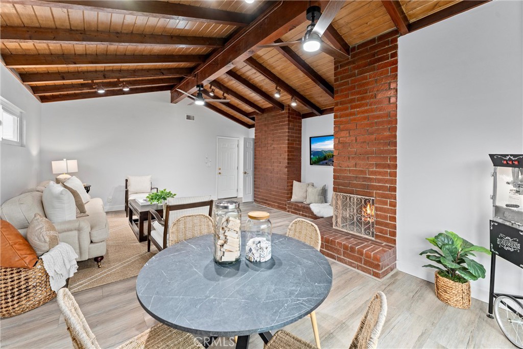 39081b00 91f7 477b 891f 2e058e43cd8a