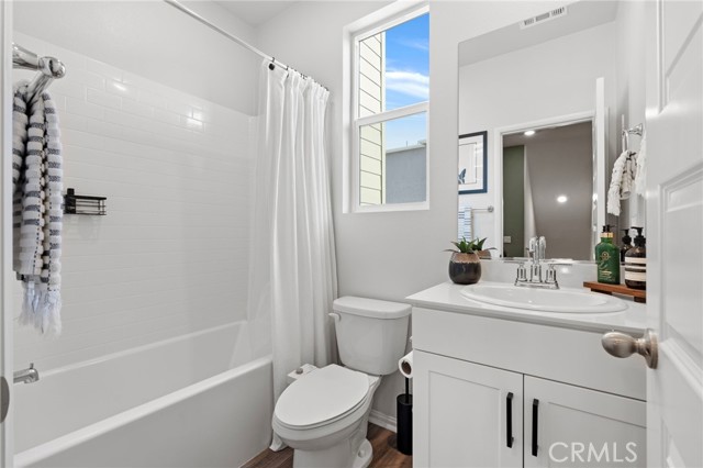 Detail Gallery Image 22 of 36 For 1752 Cayton Loop, West Covina,  CA 91790 - 3 Beds | 3 Baths