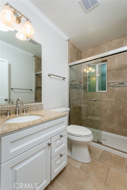 Detail Gallery Image 15 of 34 For 3602 Encinal Ave, La Crescenta,  CA 91214 - 4 Beds | 3 Baths