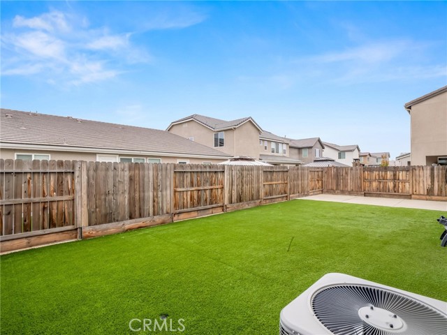 Detail Gallery Image 34 of 36 For 4080 San Jose, Clovis,  CA 93619 - 3 Beds | 3 Baths