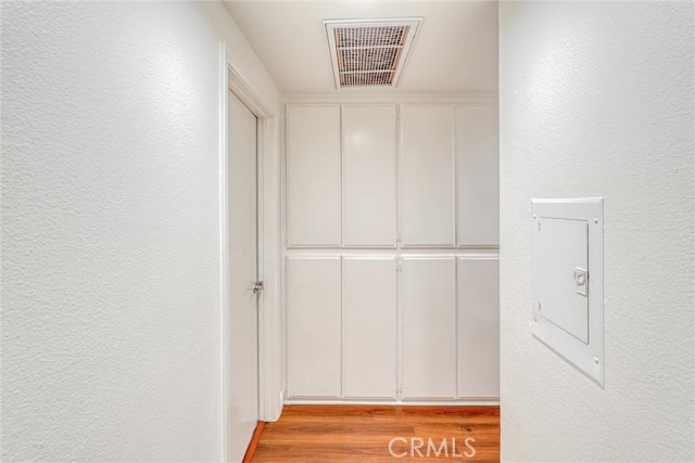 Detail Gallery Image 16 of 40 For 5540 Sylmar Ave #5,  Sherman Oaks,  CA 91401 - 2 Beds | 2 Baths