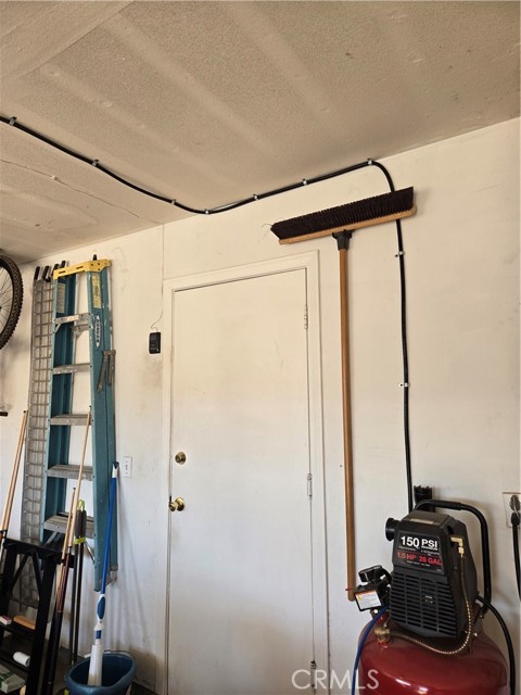 Detail Gallery Image 42 of 50 For 1847 Heritage Lane, Palmdale,  CA 93551 - 3 Beds | 2 Baths