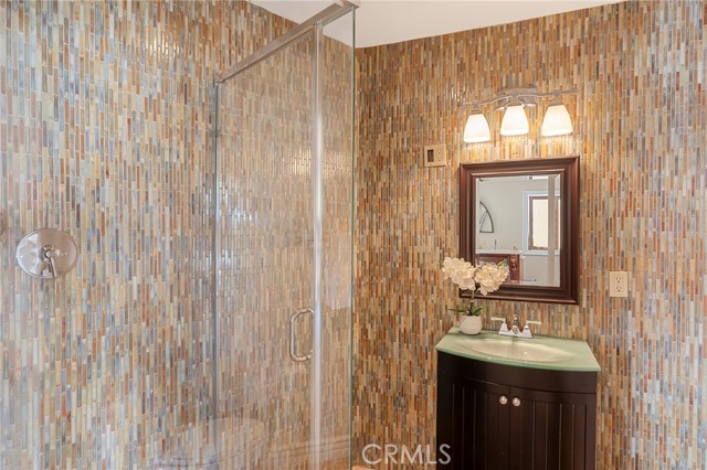 Image 61 of 75 For 22485 Whirlaway Court