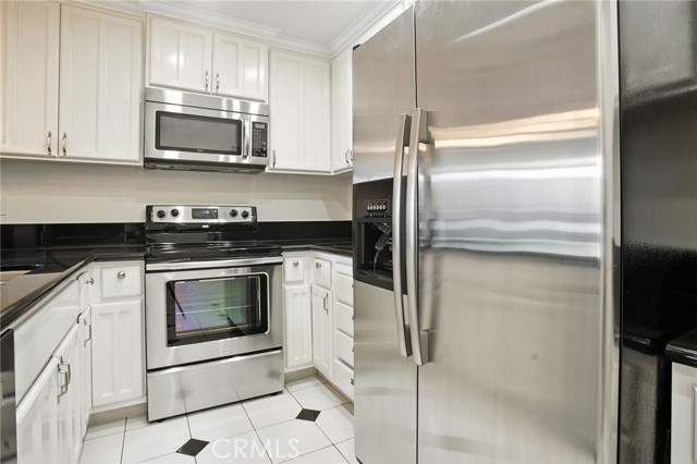 121 S Hope Street, Los Angeles CA: https://media.crmls.org/medias/390c6518-9376-48c8-b99e-3195f70bd424.jpg
