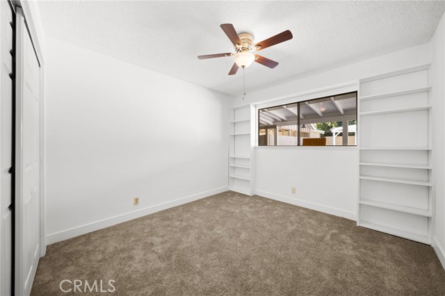 Detail Gallery Image 31 of 42 For 134 W Broadbent, Riverside,  CA 92507 - 4 Beds | 3 Baths