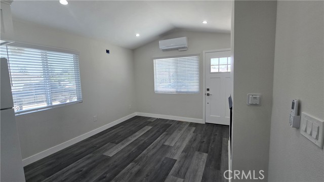 1750 N Madera Avenue, Ontario CA: https://media.crmls.org/medias/390d6bf2-2514-4382-9afa-b0906a33bf2d.jpg