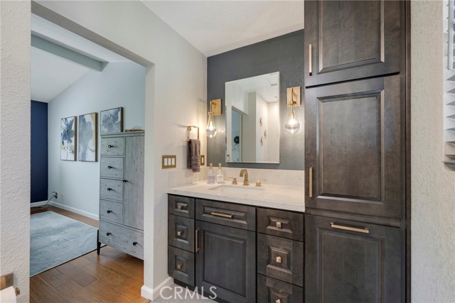 Detail Gallery Image 25 of 37 For 6060 East Summit Court, Anaheim Hills,  CA 92807 - 3 Beds | 2/1 Baths