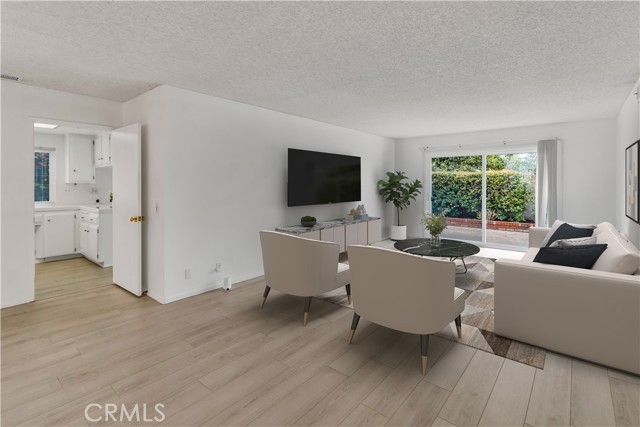 Detail Gallery Image 8 of 64 For 25396 Shawnee, Lake Forest,  CA 92630 - 4 Beds | 2/1 Baths