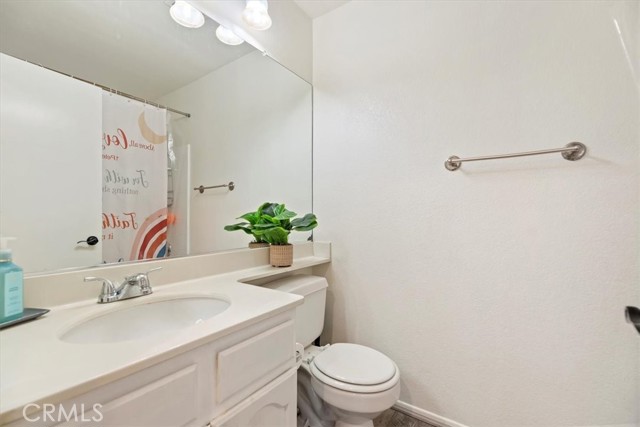 Image 33 of 41 For 19971 Westerly