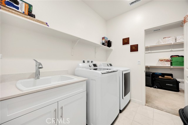 Detail Gallery Image 30 of 41 For 2670 E Embry Ln, Ontario,  CA 91762 - 4 Beds | 3 Baths