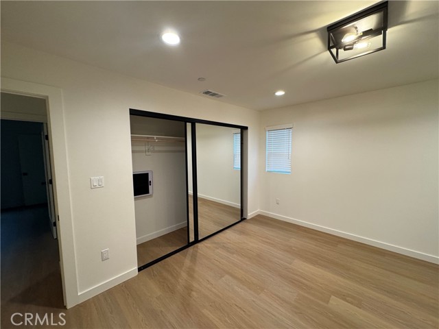 15238 Kingsbury Street, Mission Hills (San Fernando) CA: https://media.crmls.org/medias/390e7010-b991-46f0-91a8-d10f38d796f0.jpg