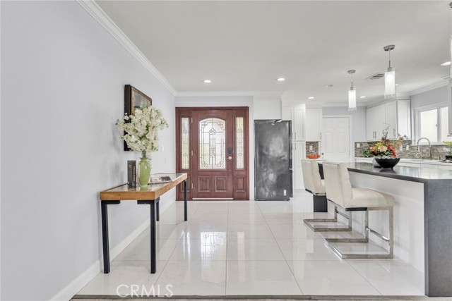 1954 Los Cerros Drive, Diamond Bar CA: https://media.crmls.org/medias/39105321-60b6-4043-ba5e-00f75e234e85.jpg