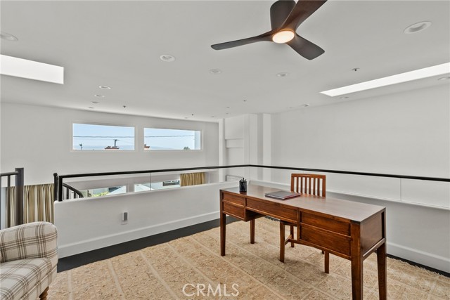 720 Manhattan Beach, Manhattan Beach, California 90266, 2 Bedrooms Bedrooms, ,2 BathroomsBathrooms,Residential,For Sale,Manhattan Beach,SB26077067