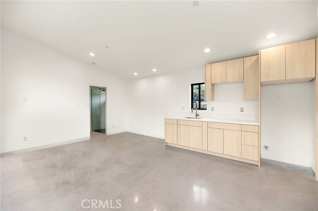 6218 Farrelo Road, Yucca Valley CA: https://media.crmls.org/medias/3910f95d-b380-468a-8263-6d797305ee92.jpg