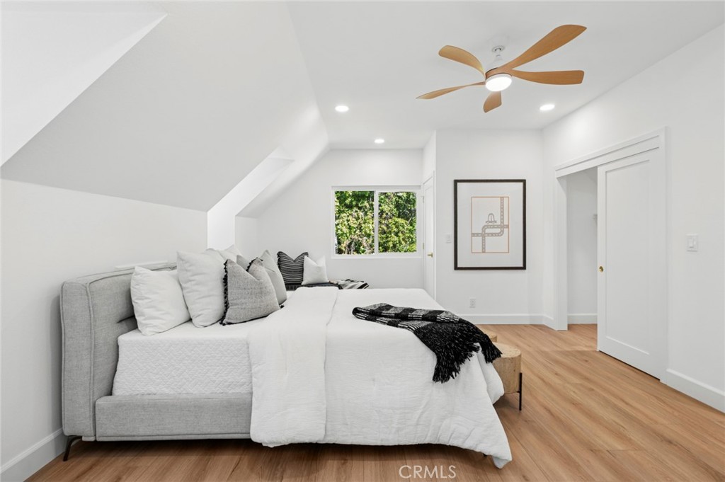 MLS #OC25245690 image #28