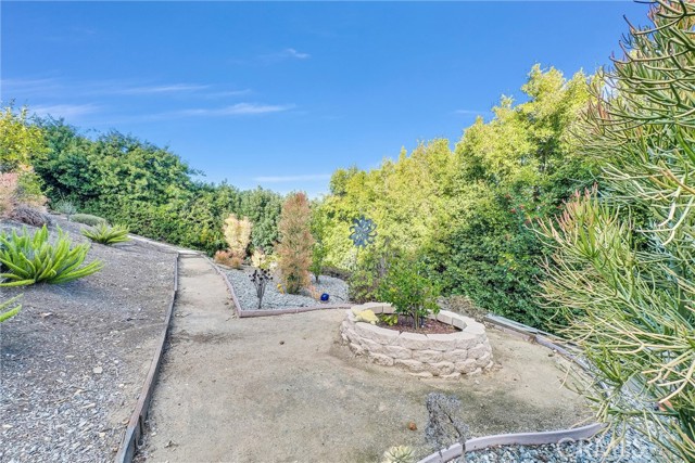 6309 Via Colinita, Rancho Palos Verdes CA: https://media.crmls.org/medias/39124292-d8c2-4bfc-ac7f-d660215e0a1f.jpg