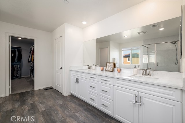 Detail Gallery Image 13 of 24 For 30538 Oasis Rd., Murrieta,  CA 92563 - 5 Beds | 3 Baths