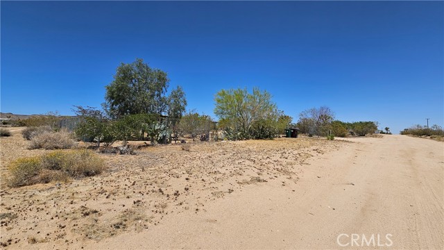 Detail Gallery Image 29 of 39 For 1240 Geronimo Trl, Yucca Valley,  CA 92284 - 1 Beds | 1 Baths