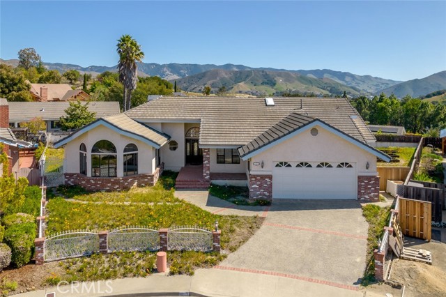 Detail Gallery Image 1 of 1 For 355 Twin Ridge Dr, San Luis Obispo,  CA 93405 - 4 Beds | 2/1 Baths