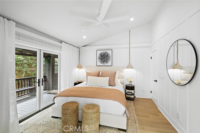 592 Bluebird Canyon Drive, Laguna Beach CA: https://media.crmls.org/medias/391545ef-62f9-4855-be6c-efb1cdf6149b.jpg