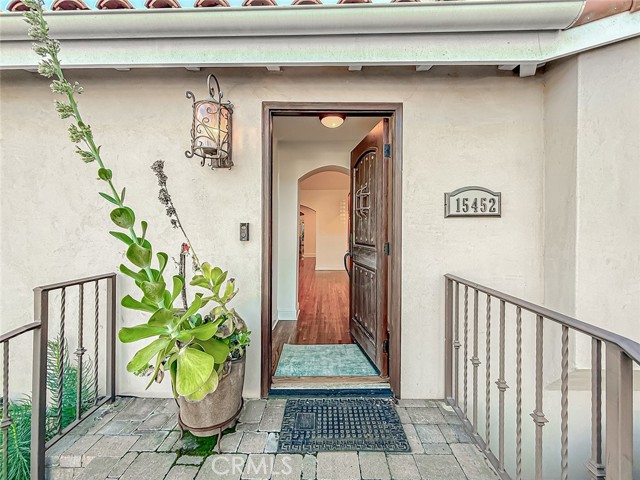 Detail Gallery Image 6 of 60 For 15452 Varden, Sherman Oaks,  CA 91403 - 4 Beds | 4 Baths