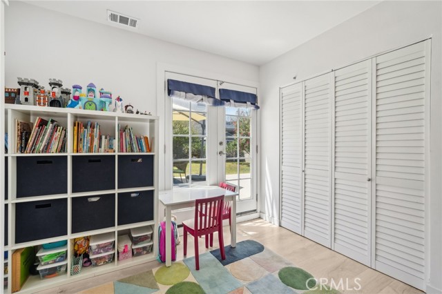 Detail Gallery Image 17 of 28 For 1120 9th St, Hermosa Beach,  CA 90254 - 2 Beds | 1 Baths