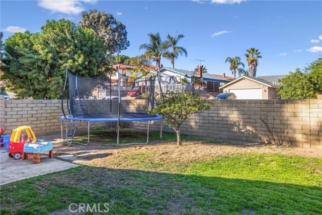 Detail Gallery Image 32 of 48 For 14473 Harvey Ln, Riverside,  CA 92503 - 4 Beds | 2 Baths