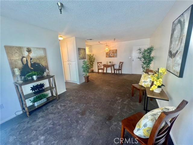 Detail Gallery Image 3 of 13 For 18900 Delaware St #218,  Huntington Beach,  CA 92648 - 1 Beds | 1 Baths