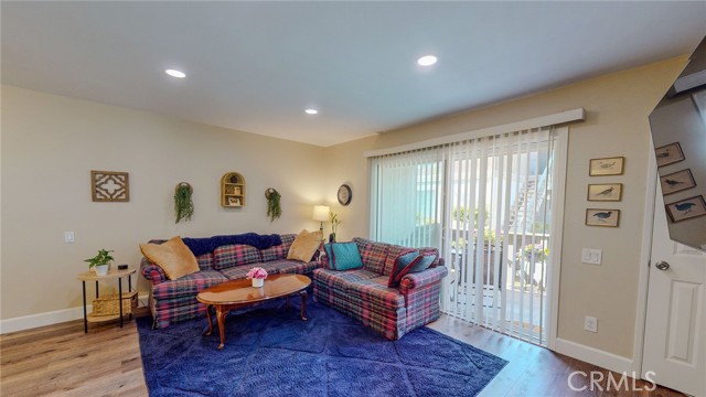 Detail Gallery Image 4 of 24 For 2859 S Fairview St #C,  Santa Ana,  CA 92704 - 1 Beds | 1 Baths