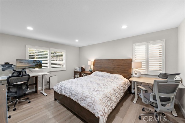 165 Church Place, Irvine CA: https://media.crmls.org/medias/3918315b-3f9f-4772-bd10-bfcc4c97fa59.jpg
