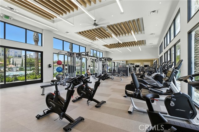 Detail Gallery Image 19 of 21 For 138 Verbena Way, Montebello,  CA 90640 - 5 Beds | 4 Baths