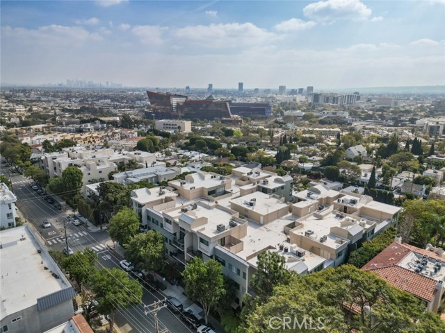 Detail Gallery Image 3 of 29 For 9000 Cynthia St #302,  West Hollywood,  CA 90069 - 2 Beds | 2 Baths