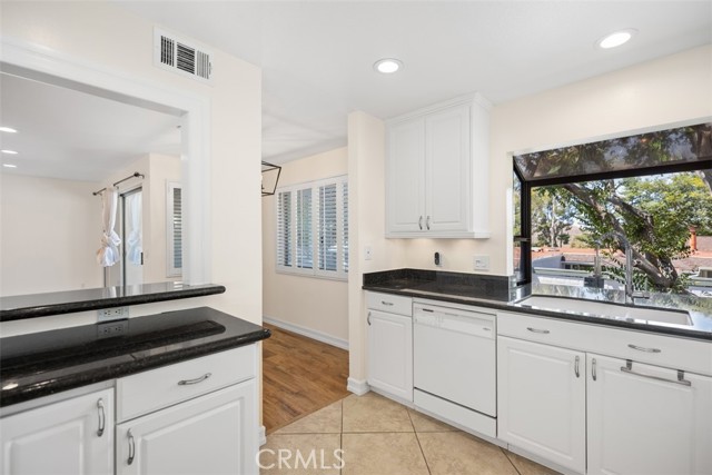 Detail Gallery Image 11 of 27 For 22226 Caminito Arroyo Seco #83,  Laguna Hills,  CA 92653 - 3 Beds | 2 Baths