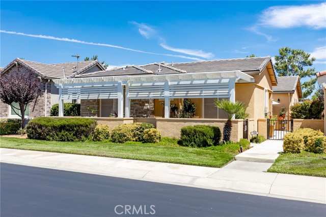 Detail Gallery Image 4 of 62 For 126 Thistle Creek, Beaumont,  CA 92223 - 2 Beds | 2 Baths