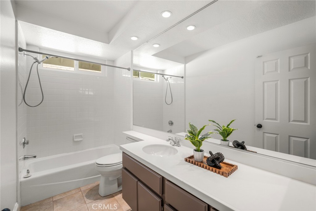 391a131a 3679 4e6b Ad75 99ebbbb1c5da