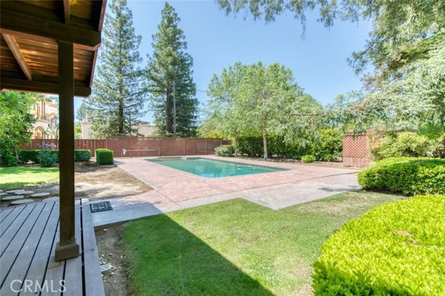 6641 N Van Ness Boulevard, Fresno CA: https://media.crmls.org/medias/391a65b3-62a9-43be-8e48-b2afa5db577d.jpg