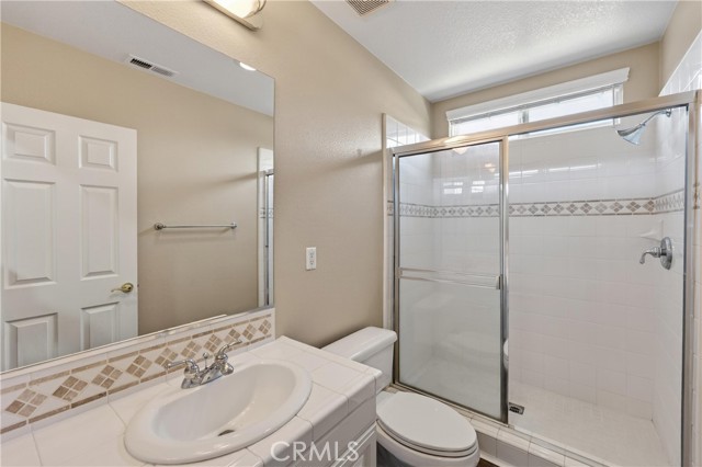 Detail Gallery Image 22 of 30 For 16154 Skyridge Dr, Riverside,  CA 92503 - 5 Beds | 3/1 Baths