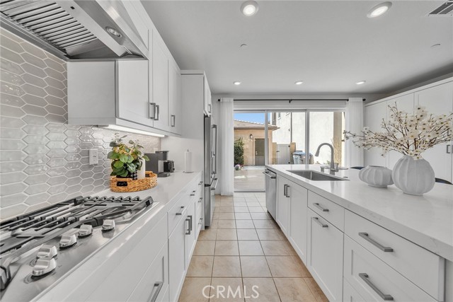 Detail Gallery Image 8 of 36 For 293 Lynx, Irvine,  CA 92618 - 4 Beds | 3 Baths