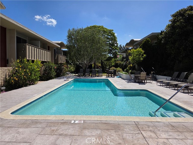 Detail Gallery Image 31 of 34 For 4754 La Villa Marina #C,  Marina Del Rey,  CA 90292 - 2 Beds | 2 Baths