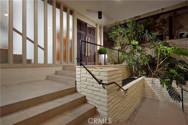 Detail Gallery Image 5 of 33 For 3024 Breakers Dr, Corona Del Mar,  CA 92625 - 7 Beds | 5/1 Baths