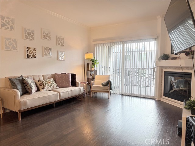 Detail Gallery Image 9 of 19 For 3401 S Bentley Ave #203,  Los Angeles,  CA 90034 - 2 Beds | 2 Baths