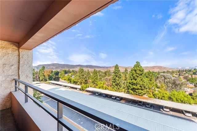 Detail Gallery Image 13 of 41 For 24055 Paseo Del Lago #503,  Laguna Woods,  CA 92637 - 2 Beds | 2 Baths