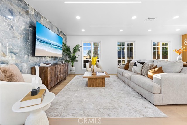 Detail Gallery Image 3 of 38 For 326 E Sierra Madre, Glendora,  CA 91741 - 4 Beds | 2 Baths