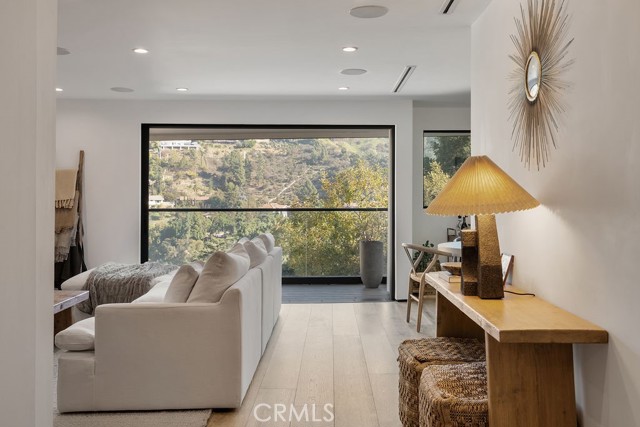 Detail Gallery Image 2 of 44 For 8130 Gould, Los Angeles,  CA 90046 - 3 Beds | 3/1 Baths