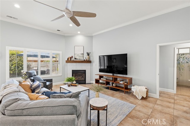 Detail Gallery Image 5 of 27 For 1978 Potter Rd, Chico,  CA 95928 - 4 Beds | 3 Baths
