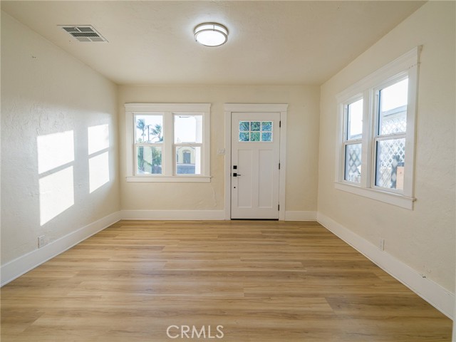 Detail Gallery Image 14 of 59 For 3453 Estrada, Los Angeles,  CA 90023 - 2 Beds | 2 Baths