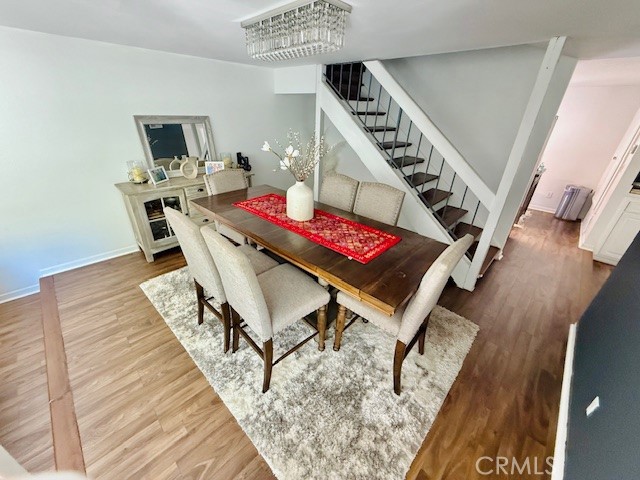 Detail Gallery Image 5 of 36 For 10068 Larwin Ave #2,  Chatsworth,  CA 91311 - 4 Beds | 3 Baths